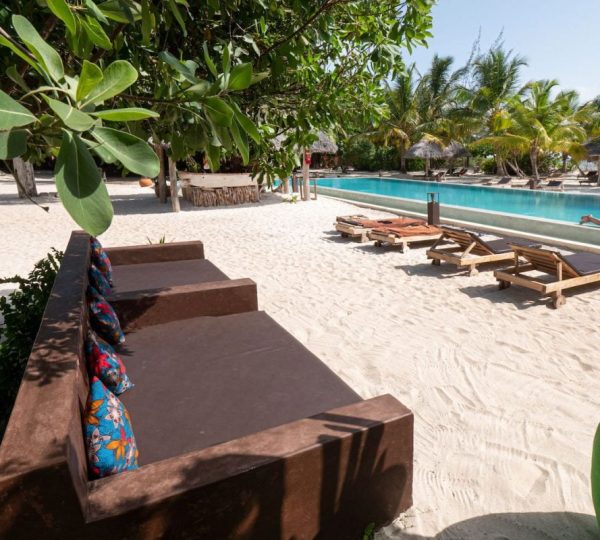 Mwezi Pool 1 1200x800